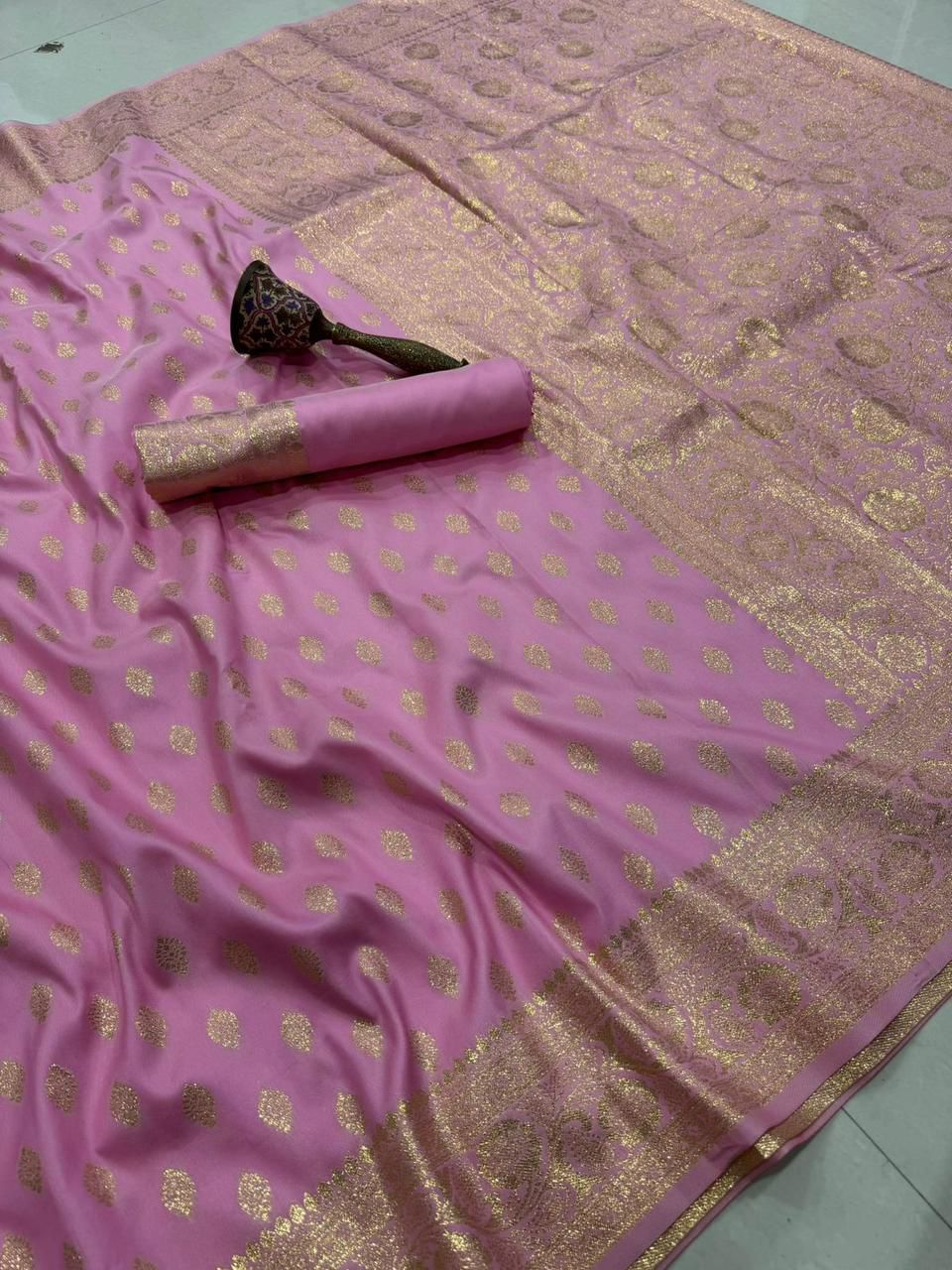 Banarasi Silk Saree with Original Gold Zari Weaving - BSGZOP8