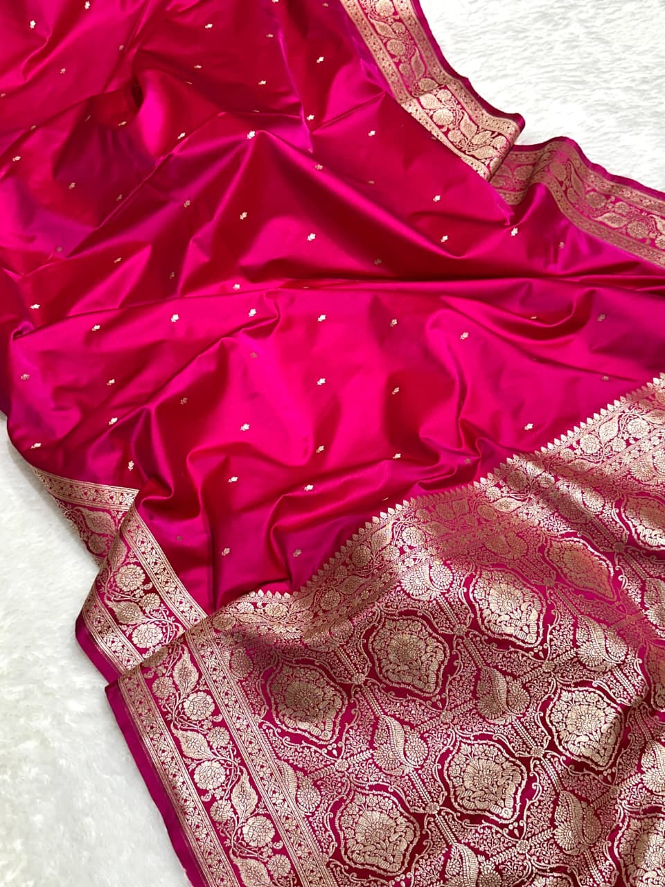 Banarasi Mashru Katan Silk Saree with Butti Zari Weaving - AMKZBR1