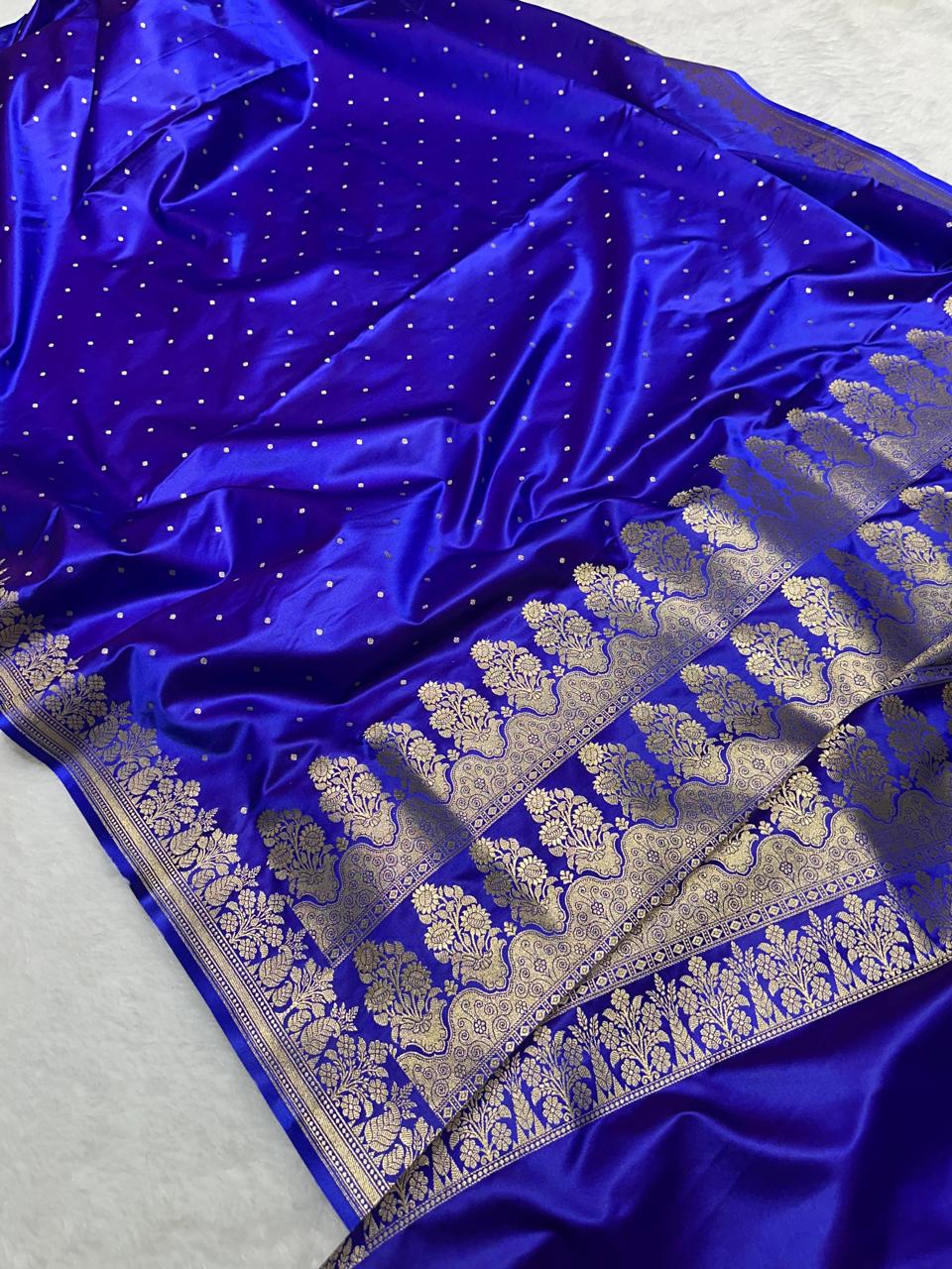 Banarasi Mashru Katan Silk Saree with Butti Zari Weaving - AMKB07