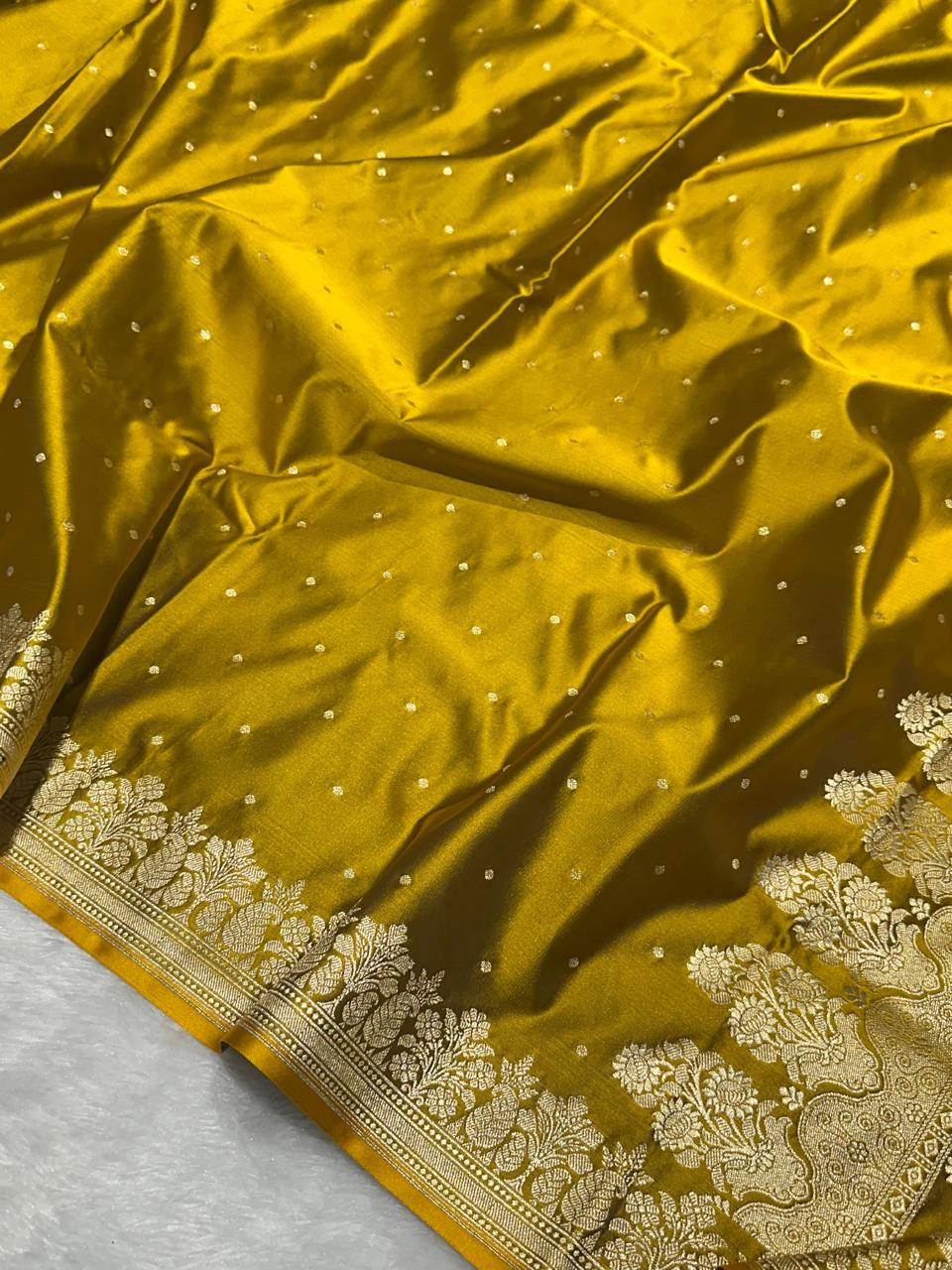 Banarasi Mashru Katan Silk Saree with Butti Zari Weaving - AMKM08