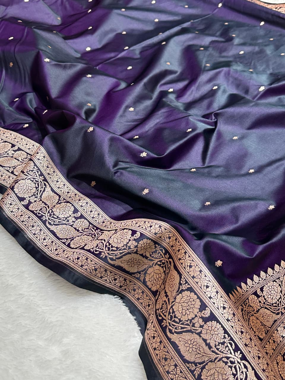 Banarasi Mashru Katan Silk Saree with Butti Zari Weaving - AMKZBP2