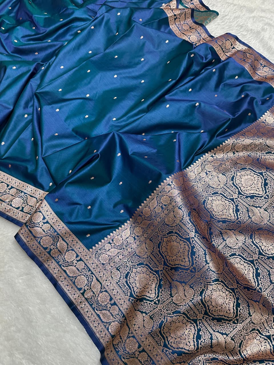 Banarasi Mashru Katan Silk Saree with Butti Zari Weaving - AMKZBB3