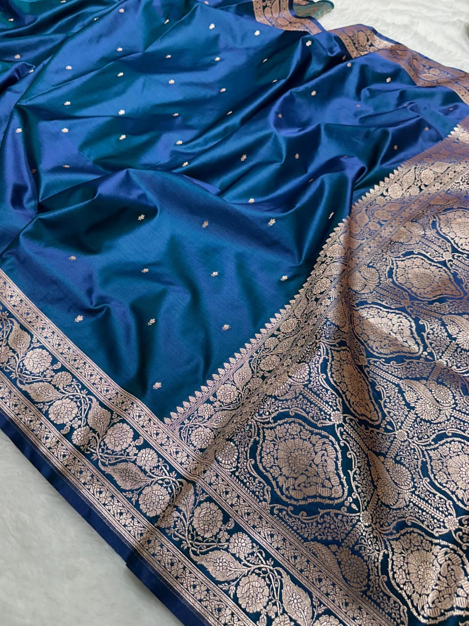 Banarasi Mashru Katan Silk Saree with Butti Zari Weaving - AMKZBB3
