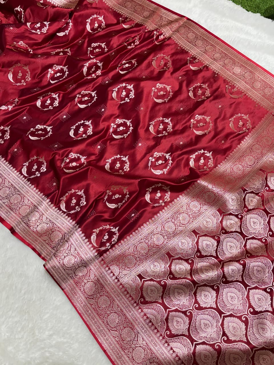 Banarasi Mashru Katan Silk Saree with Heavy Zari Pallu - AKMKW02