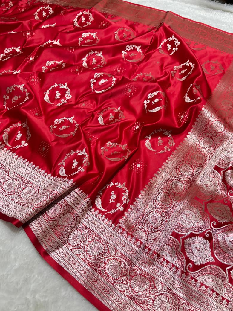 Banarasi Mashru Katan Silk Saree with Heavy Zari Pallu - AKMKR01