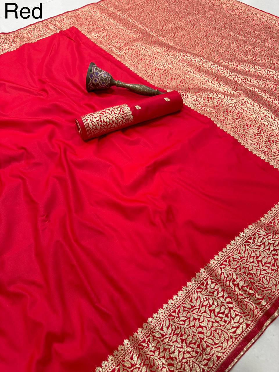 Banarasi Soft Silk Saree with Gold Zari Weaving & Rich Pallu - APBSR12