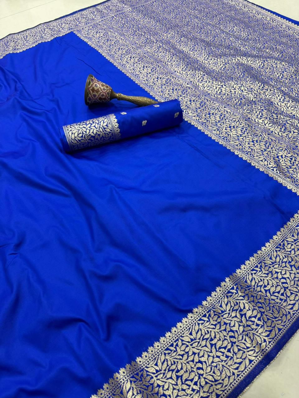 Banarasi Soft Silk Saree with Gold Zari Weaving & Rich Pallu - APBSB14