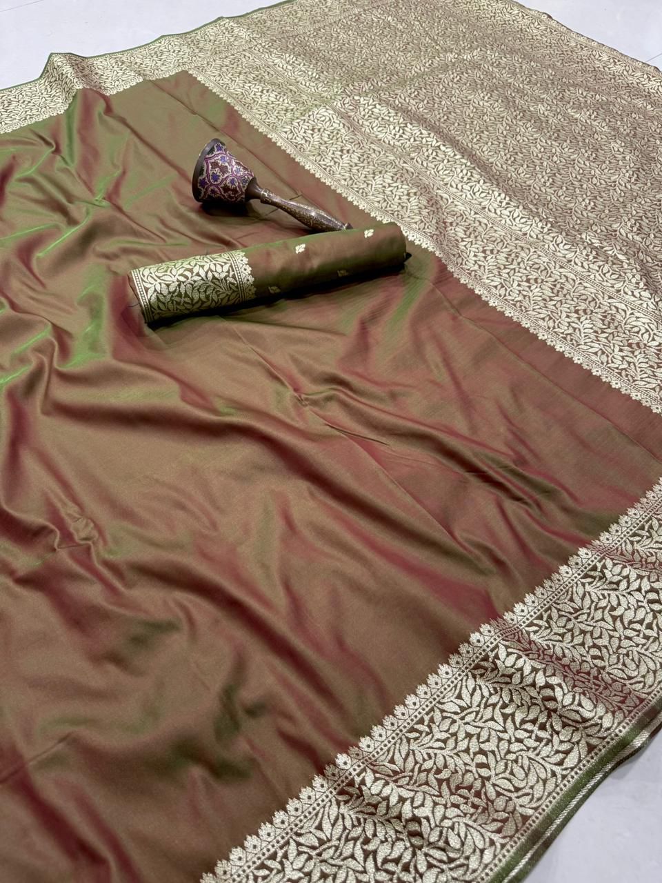 Banarasi Soft Silk Saree with Gold Zari Weaving & Rich Pallu - APBSBR6