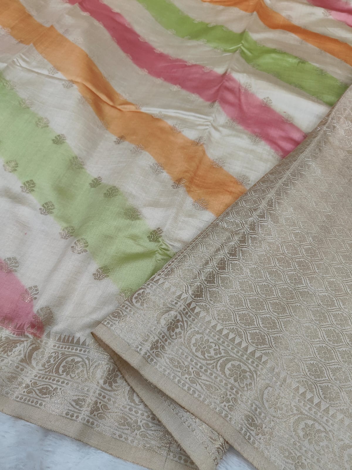 Pure Banarasi Mulberry Chiniya Silk Saree Silkmark Certified - AKMC009