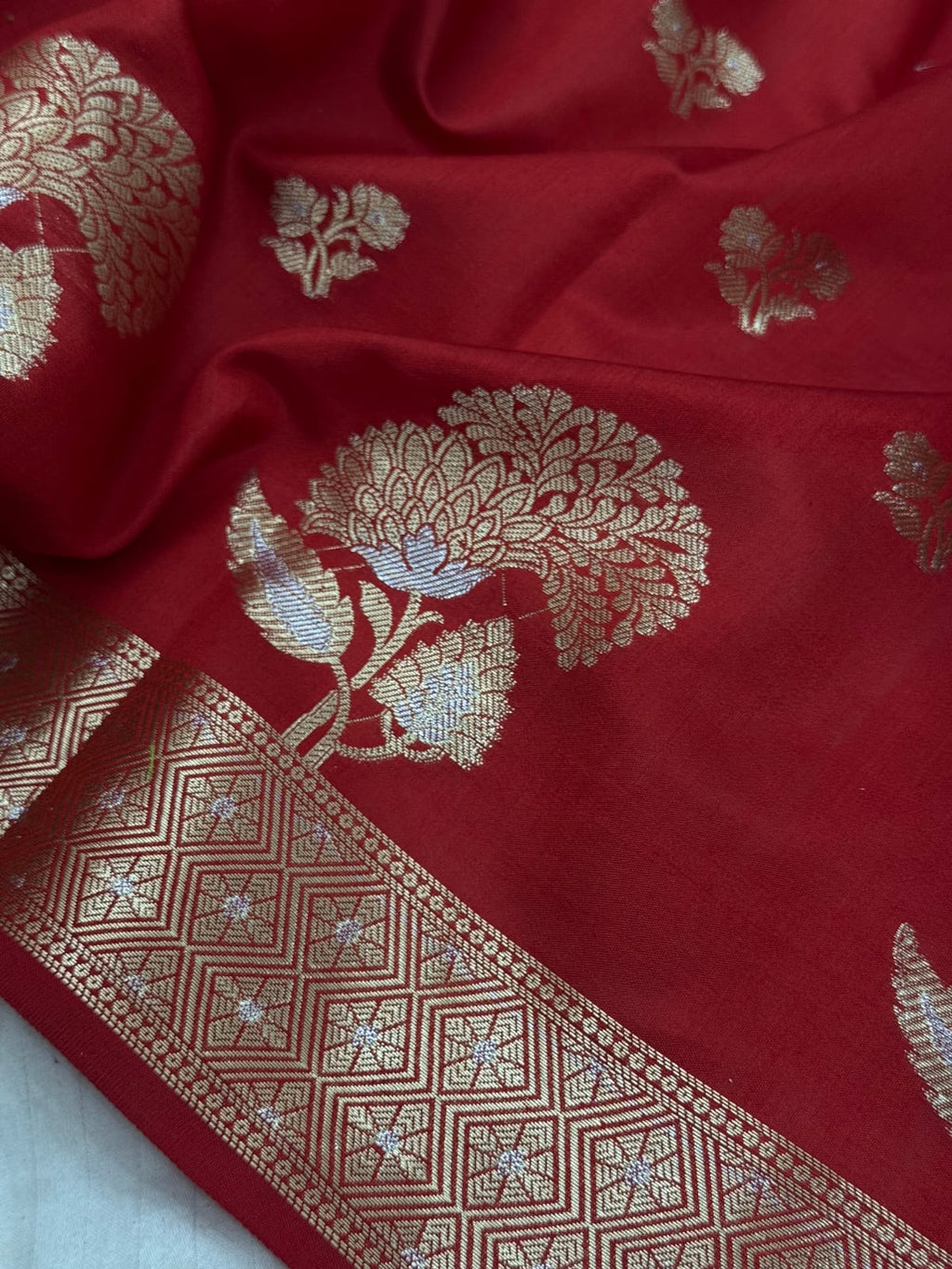 Pure Banarasi Mulberry Chiniya Silk Saree Silkmark Certified - AKMC001