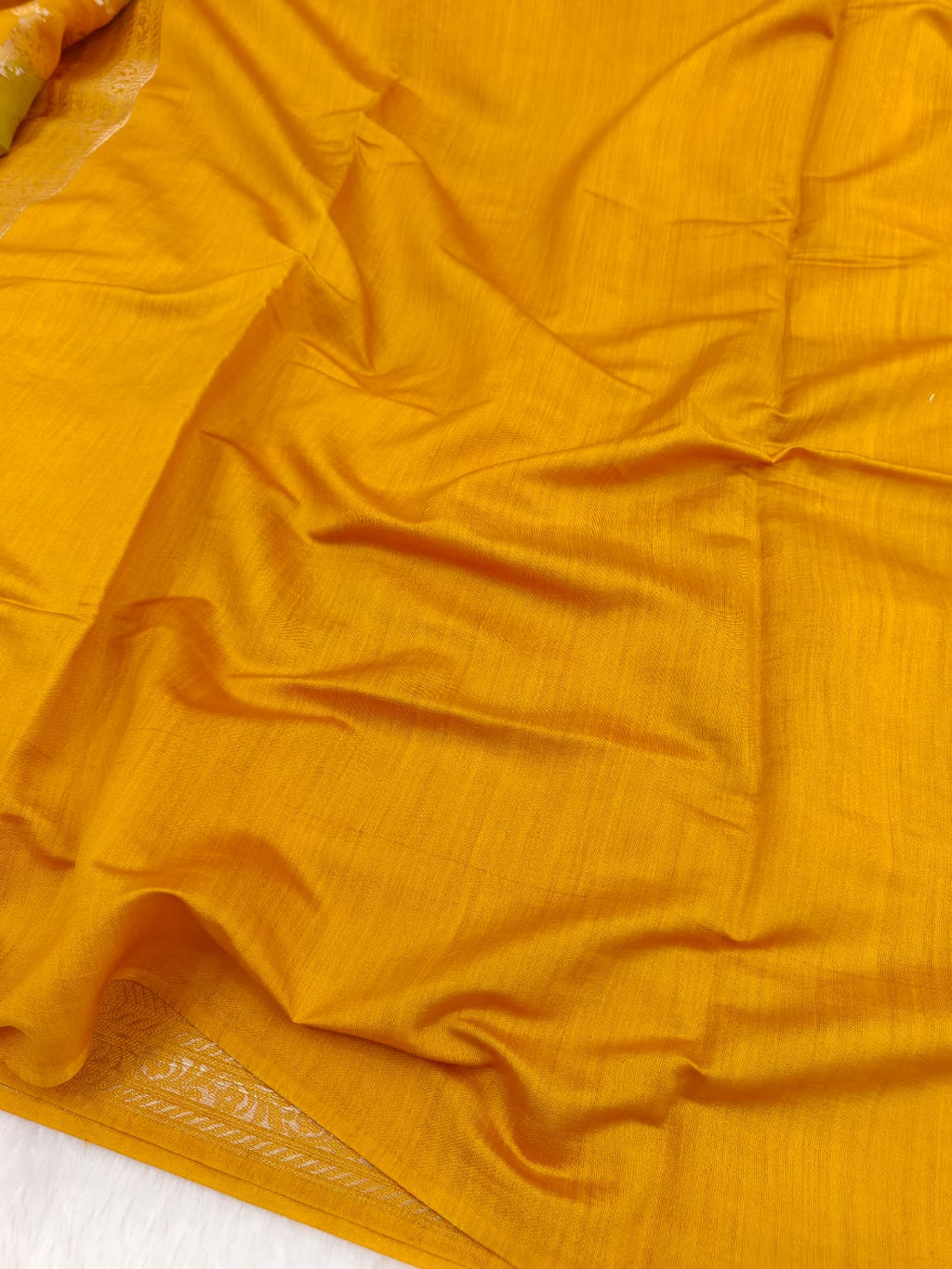 Pure Banarasi Mulberry Chiniya Silk Saree Silkmark Certified - AKMC005