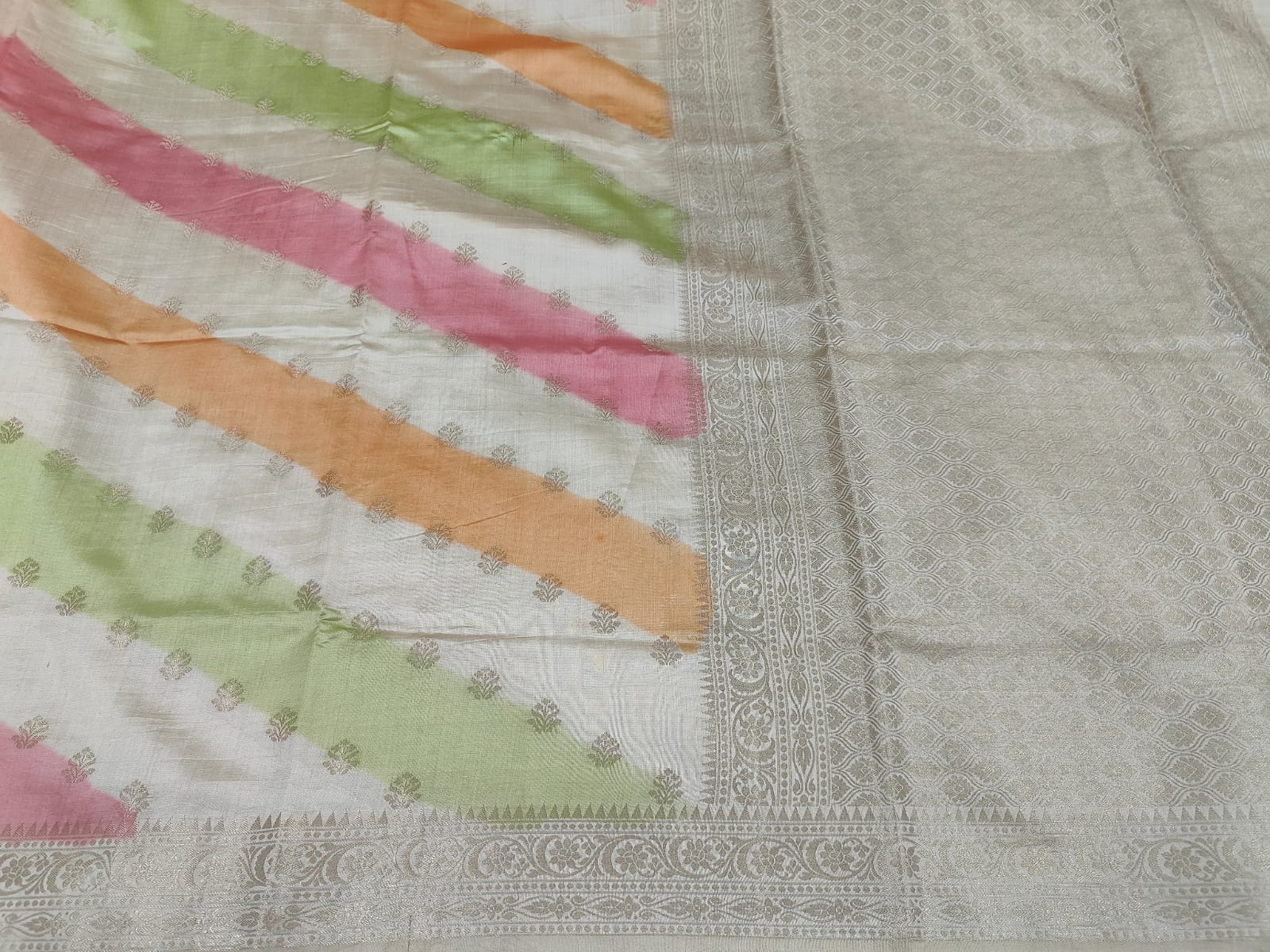 Pure Banarasi Mulberry Chiniya Silk Saree Silkmark Certified - AKMC009